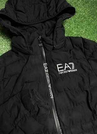 Жіноча куртка emporio armani 2