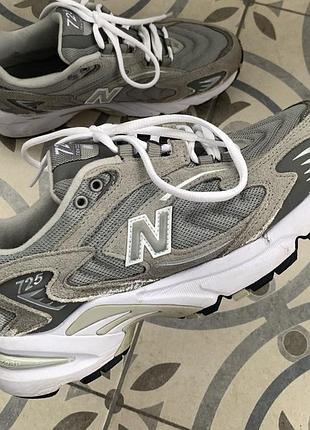 Сірі кросівки new balance 725, розмір 39