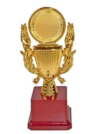 Статуэтка наградная 57008 кубок наградной с венком 3637540