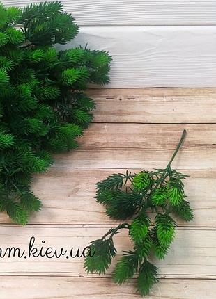 Хвоя мелкая зеленая декоративная (букет, ветка) - ветка
