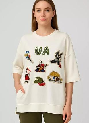 Женский свитшот oversize "кобзар" с вышивкой и боковыми карманами modna kazka mknk5678