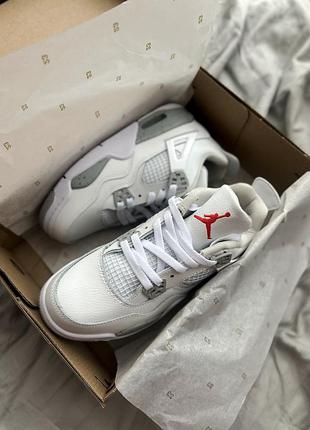 Air jordan 4 retro “white oreo” 5