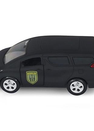 Автомодель серии шевроны героев - toyota alphard - уда 8