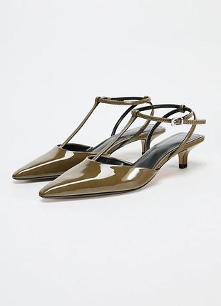 Красивые лакированные туфли слингбеки цвета хаки zara
☝️☝️☝️☝️☝️☝️☝️☝️☝️☝️☝️☝️