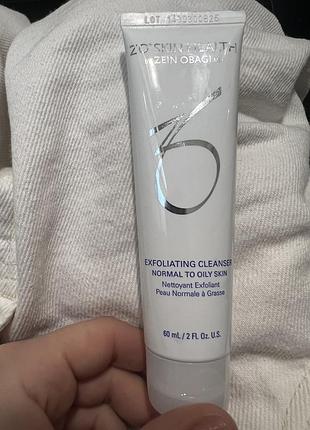 Гель для вмивання exfoliating cleanser normal to oily skin
