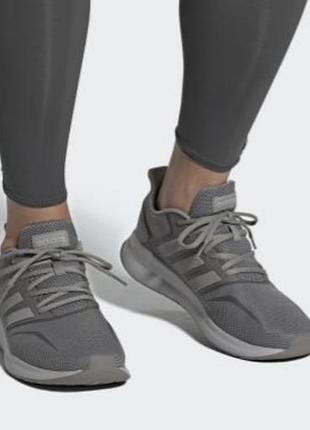 Adidas красовки