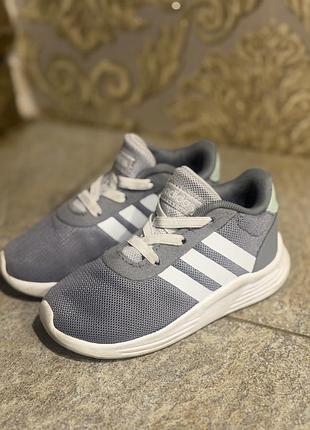 Кросівки adidas 22-23