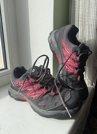 Salomon трекінгові gore-tex кросівки 38-39 р.