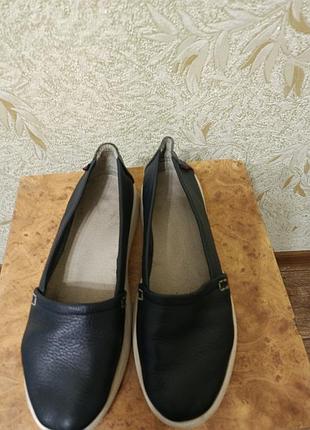 Продам женские слипоны. 2