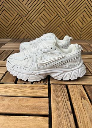 Кросівки жіночі zoom vomero 5 rnr white