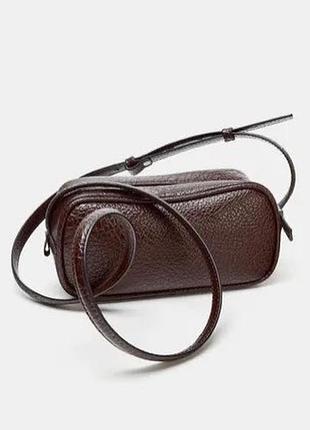 Классная бордовая сумочка кросс боди формы боулинг zara. 
🌺🌺🌺🌺🌺🌺🌺🌺🌺🌺