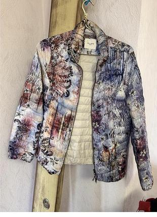 Куртка курточка callebes