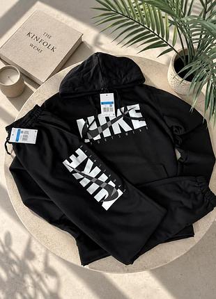 Спортивний костюм nike