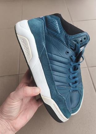 Оригинальные кроссовки adidas