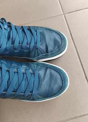 Оригінальні кросівки adidas 3