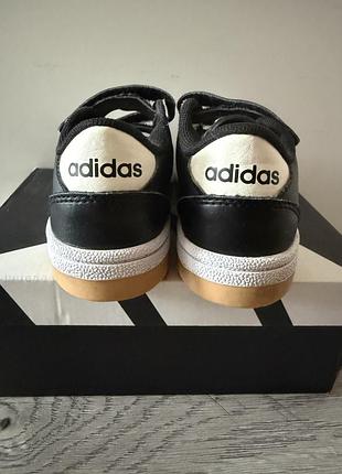 Кросівки adidas 3