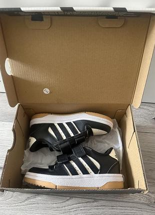 Кросівки adidas 7