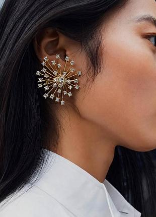 Сережки chanel неймовірно гарні обьемні