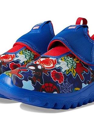 Дитячі кросівки для хлопчика кроссовки marvel adidas р.30