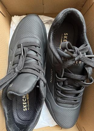 Кросівки skechers жіночі чорні розмір 40