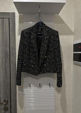 Піджак zara зара твідовий чорний укорочений