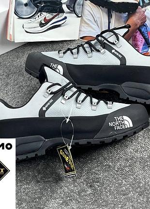 Чоловічі кросівки the north face black grey gore tex термо