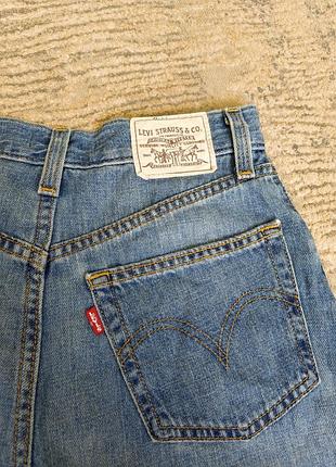 Женские джинсовые шорты levis 5