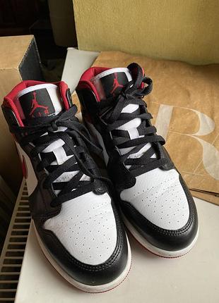 Кроссовки nike jordan 39 размер кожа