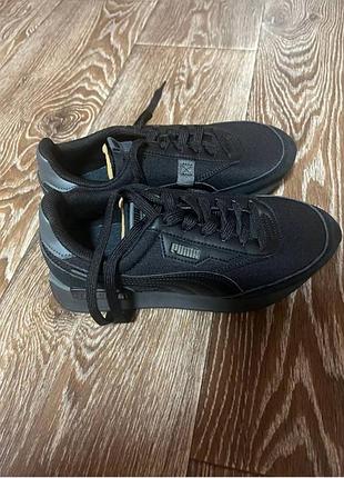 Кросівки жіночі puma future rider play on