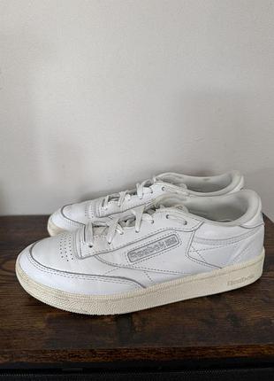 Кросівки reebok classic — натуральна шкіра, розмір 38 (устілка 24,5 см) 🤍