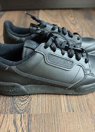 Adidas детские кроссовки