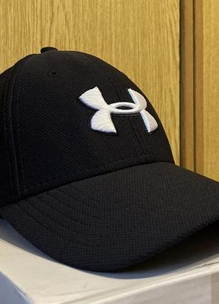 Кепка,бейсболка under armour blitzing stretch fit cap.оригинал.