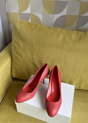 Туфлі жіночі maxmara червоні 7