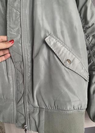Продам бомпер / куртку 3