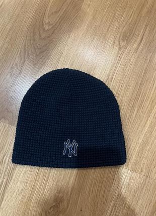 Шапка унісекс new york yankees біні чорна