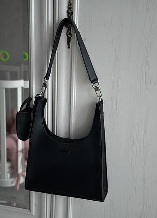Сумка жіноча guess чорна