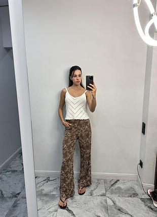 Брюки жіночі stradivarius коричневі з віскози з вишивкою