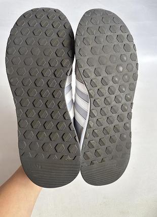 Кросівки adidas 4
