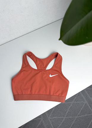 Спортивний топ nike 3