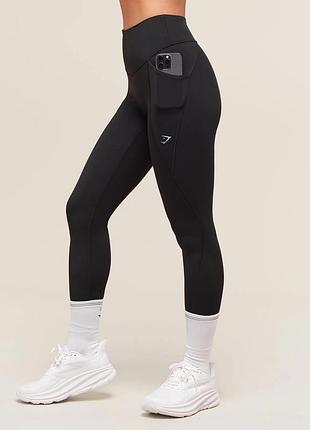 Чорні спортивні лосини з кишенями gymshark