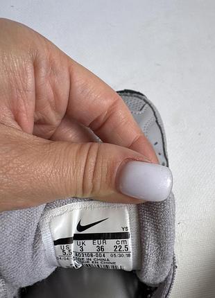 Шкіряні кросівки nike 9