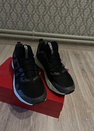 Кросівки чоловічі new balance чорні, розмір 43.5, матеріал tektrel cordura