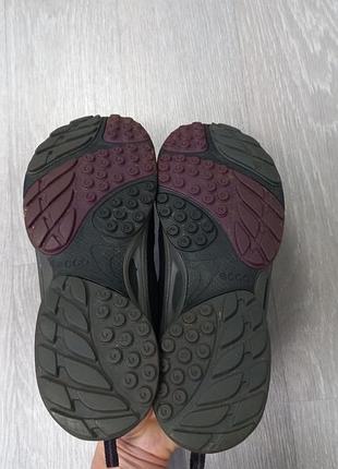 Женские кроссовки ecco gore-tex 9