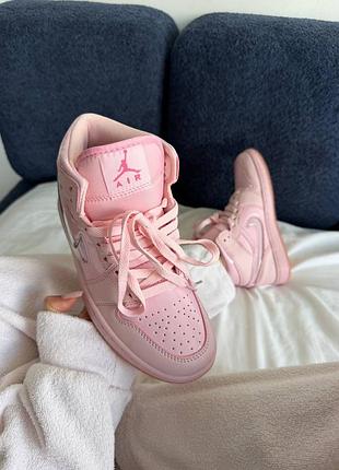 Nike air jordan 1
pink candy lacquer 8