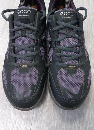 Женские кроссовки ecco gore-tex 5