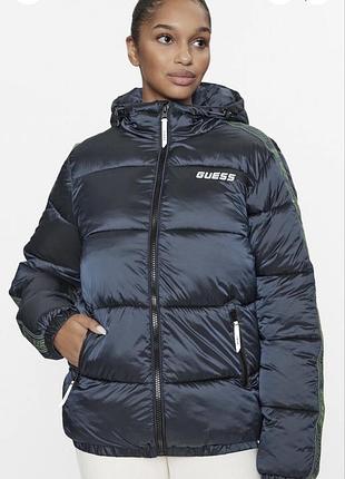 Куртка жіноча guess