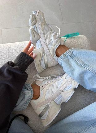 New balance 9060r
light cream 7