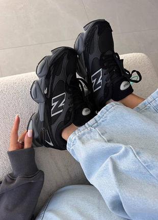 New balance 9060r
black / white 4