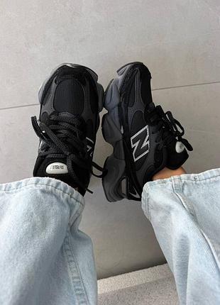 New balance 9060r
black / white 3