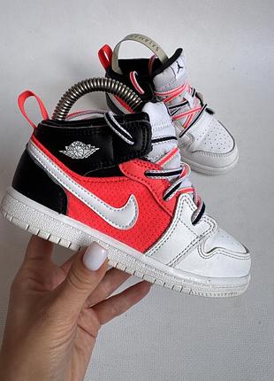 Шкіряні кросівки nike air jordan
